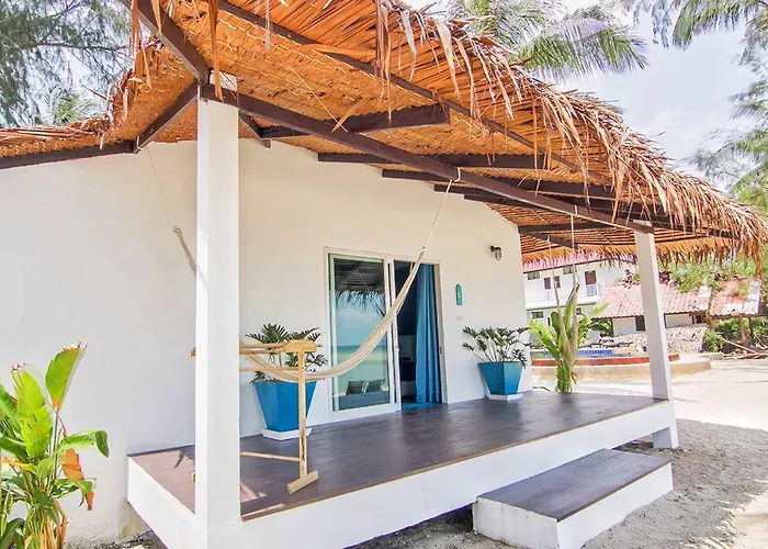 Sarana Bungalows (Adults Only)